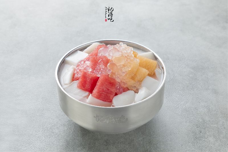 Milk Cube w Mixed Fruits